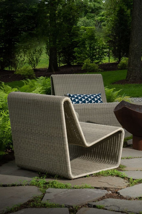 Outdoor Lounge Chairs