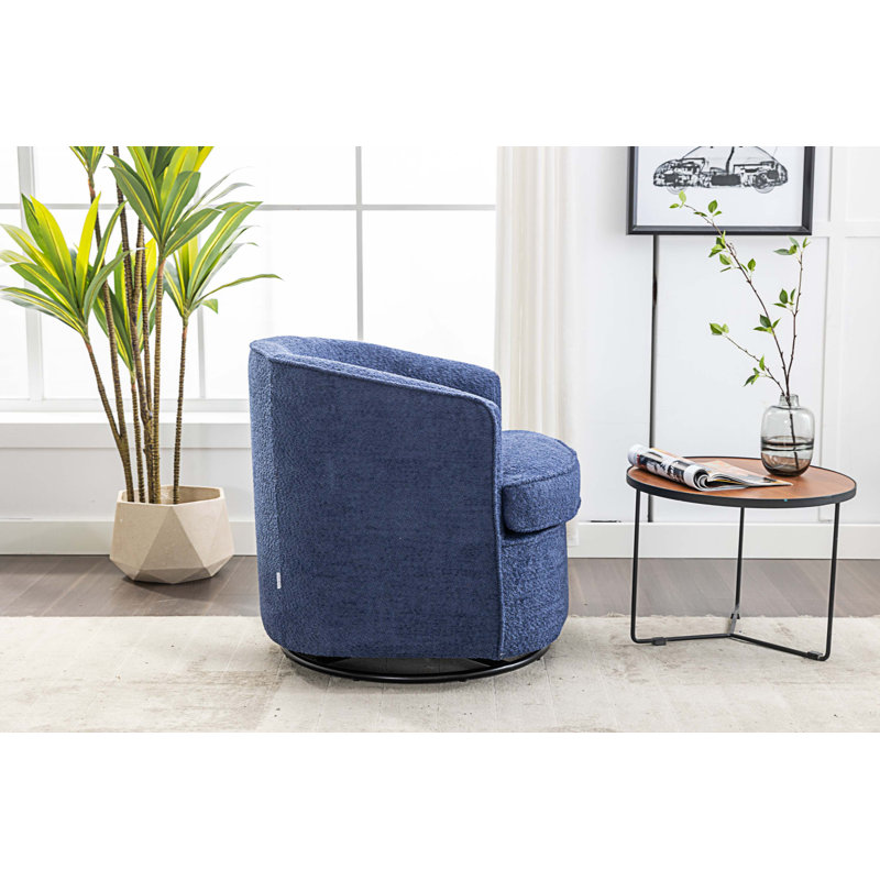 Fauteuil demi-tonneau pivotant l 32,48 po Willenzard, Bouclé bleu marine
