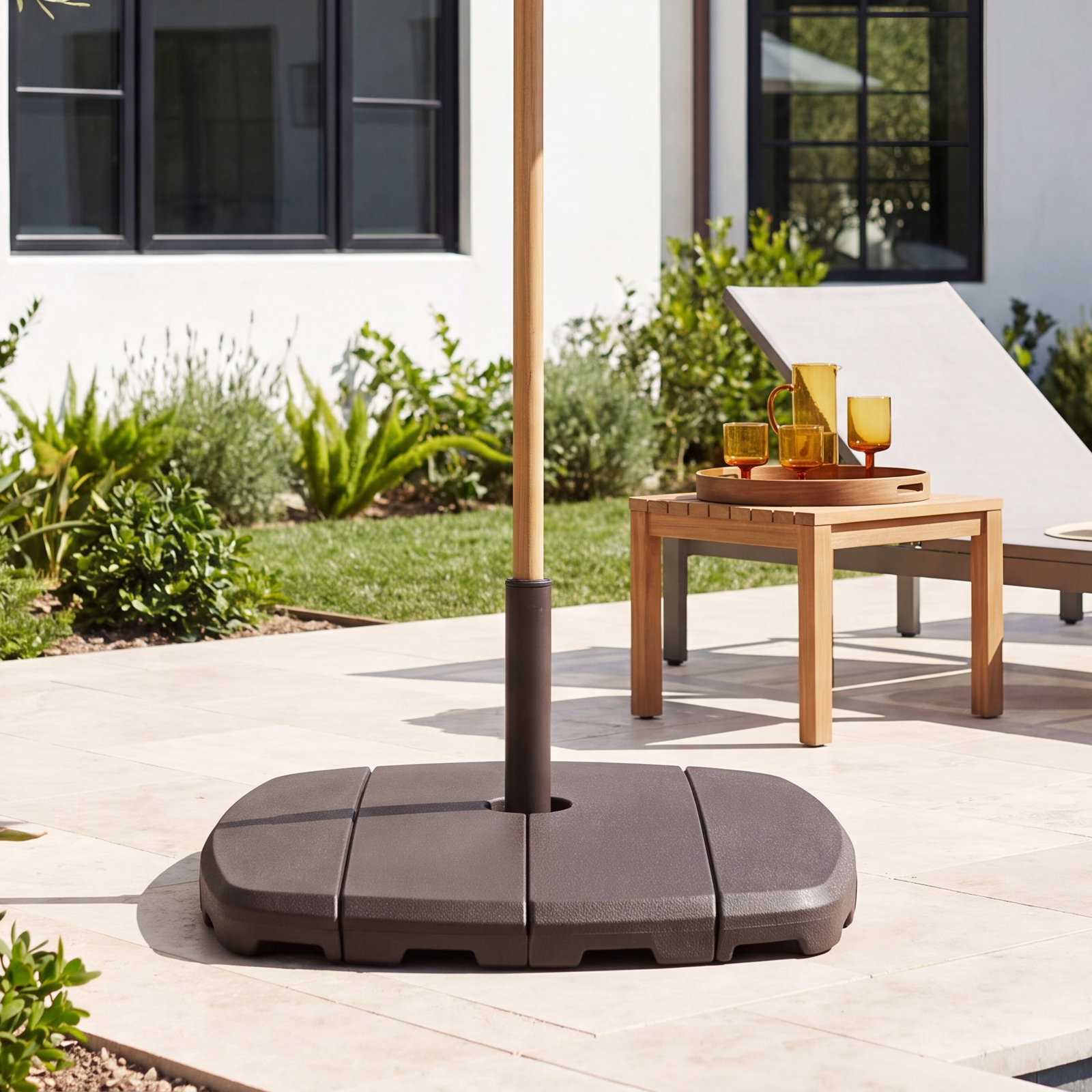 Kiana Resin Umbrella Base, Bronze