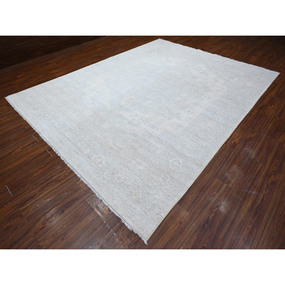 Tapis oriental ivoire en laine noué à la main 8 pi 11 po x 11 pi 7 po Peshawar