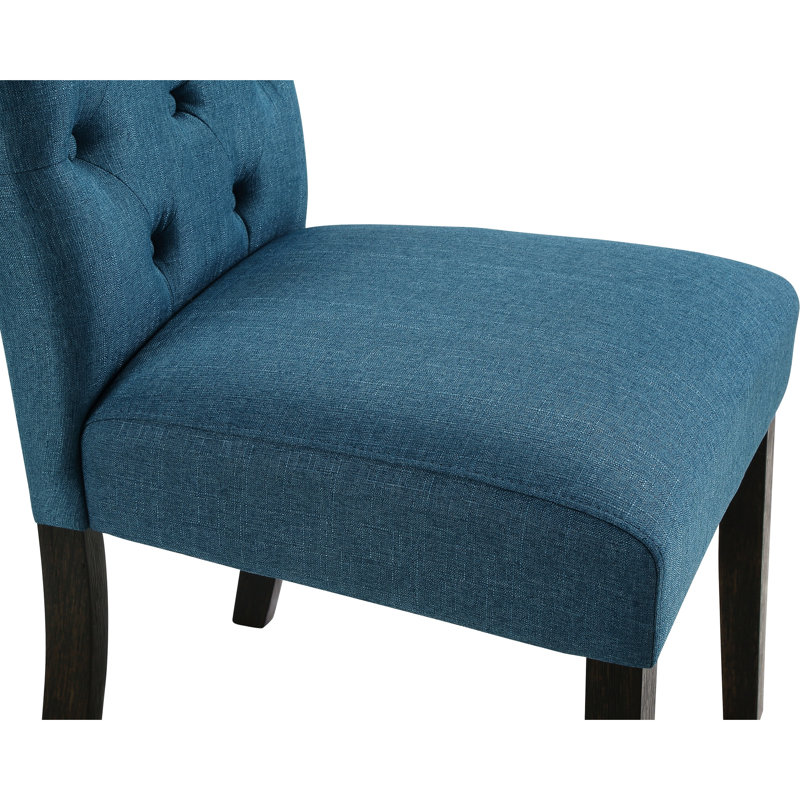 Ensemble de salle à manger rectangulaire en bois massif avec fini foncé et 6 chaises de style urbain.
