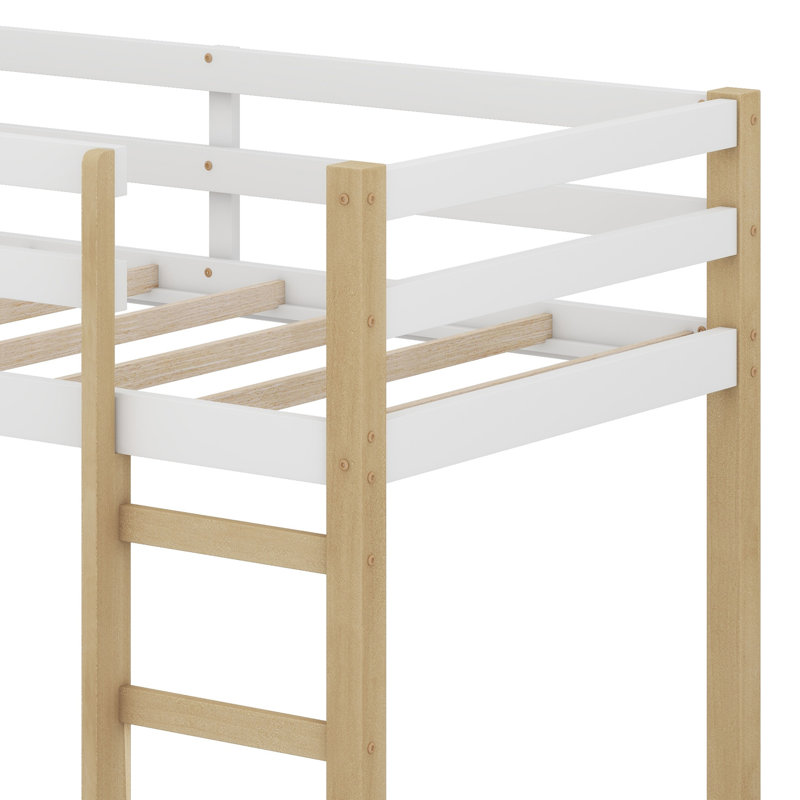 Lit mezzanine en bois avec échelle