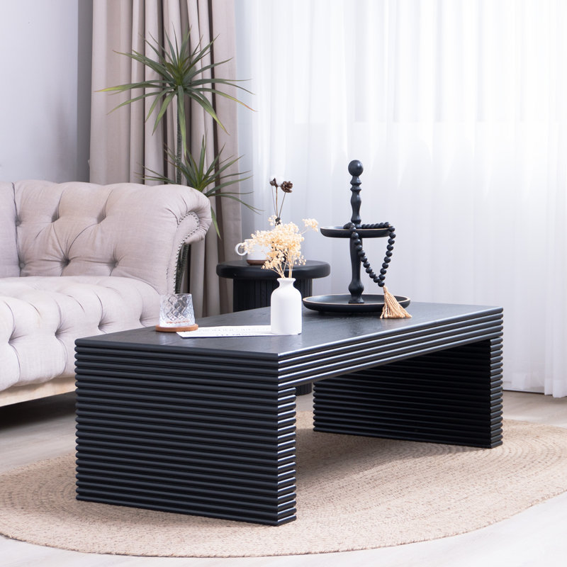 Table basse moderne à nervures noires modernes pour le salon, table centrale à profil bas de 47,6 pouces | Idée de cadeau