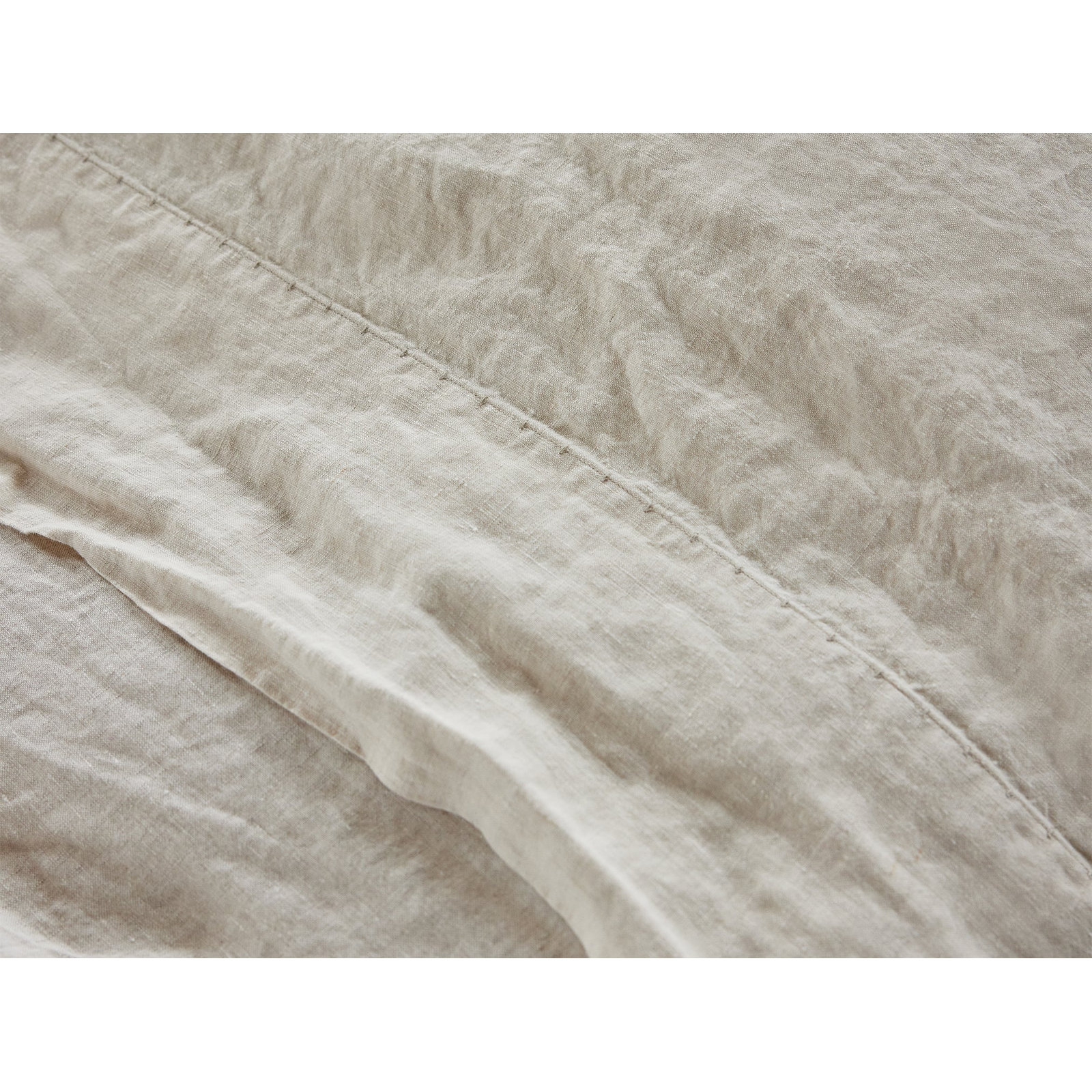 Coyuchi Organic Relaxed Linen Fitted Sheet, Queen Fitted Sheet, Natural Chambray