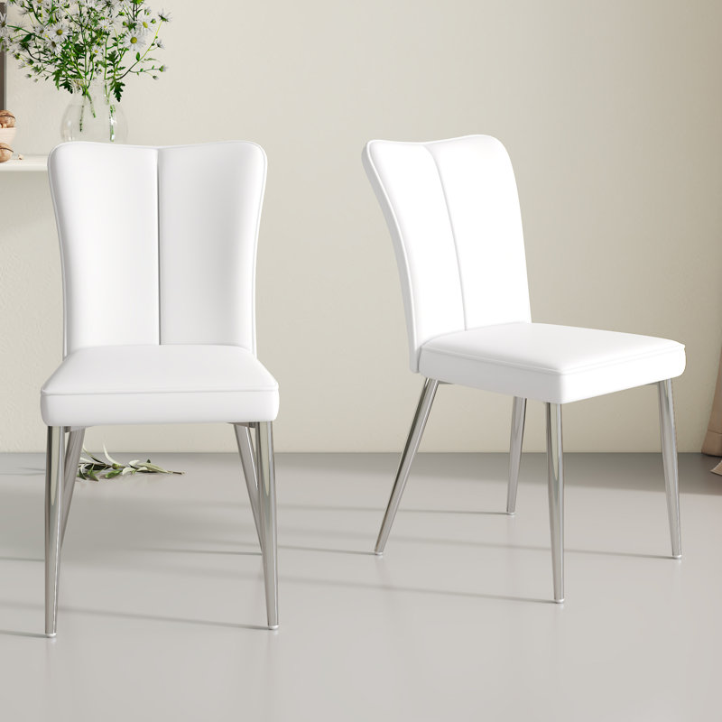 Chaises de salle à manger rembourrées en similicuir de 18,3 po de hauteur avec structure en métal argenté Keasya