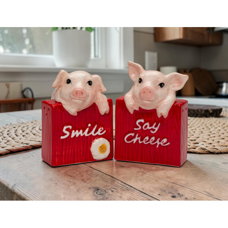 Country Pigs Salt And Pepper