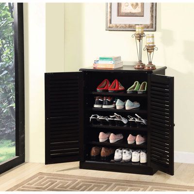 Armoire à chaussures transitionnelle avec fabrication en bois massif et étagère de finition - Capacité de rangement configurable pour tablettes ajustées