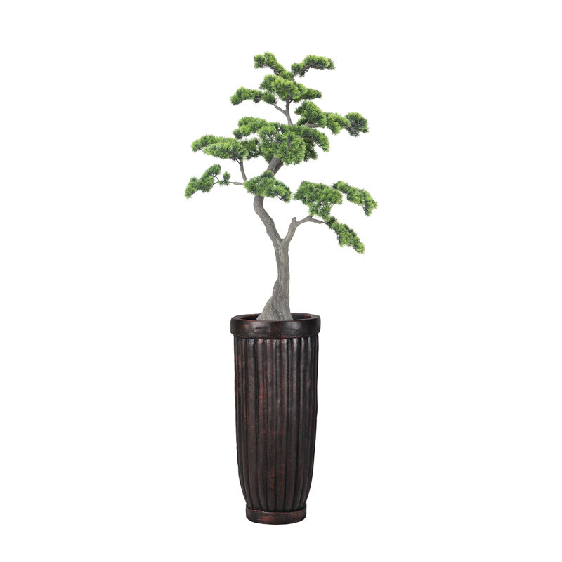 Faux pin artificiel 67 po | Faux pin artificiel dans une grande jardinière en bois foncé