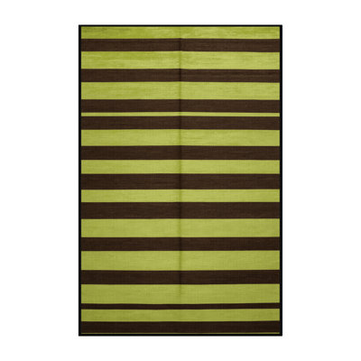 Tapis brun à rayures horizontales lavable à la machine