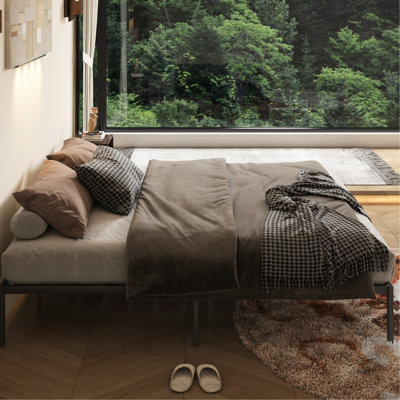 Metal Platform Bed In King Size, With A Modern And Elegant Look No Box Spring Frame King, Construction, Required, Black Stylish