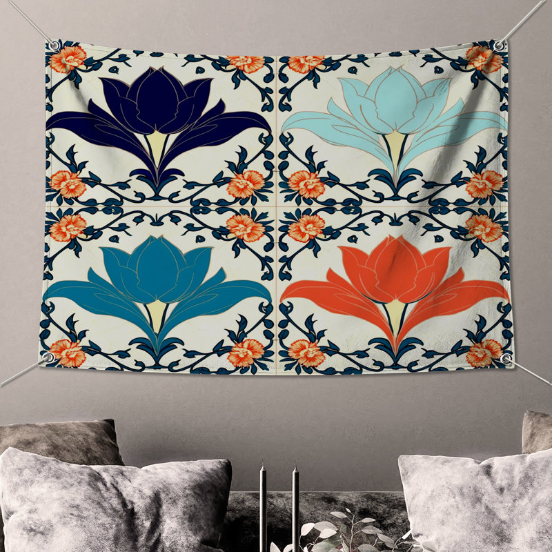 Tapisserie murale motifs floraux, H 68 po x l 80 po avec 4 œillets