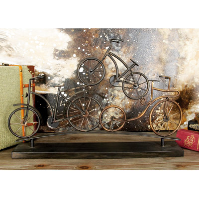 Figurines & Sculptures