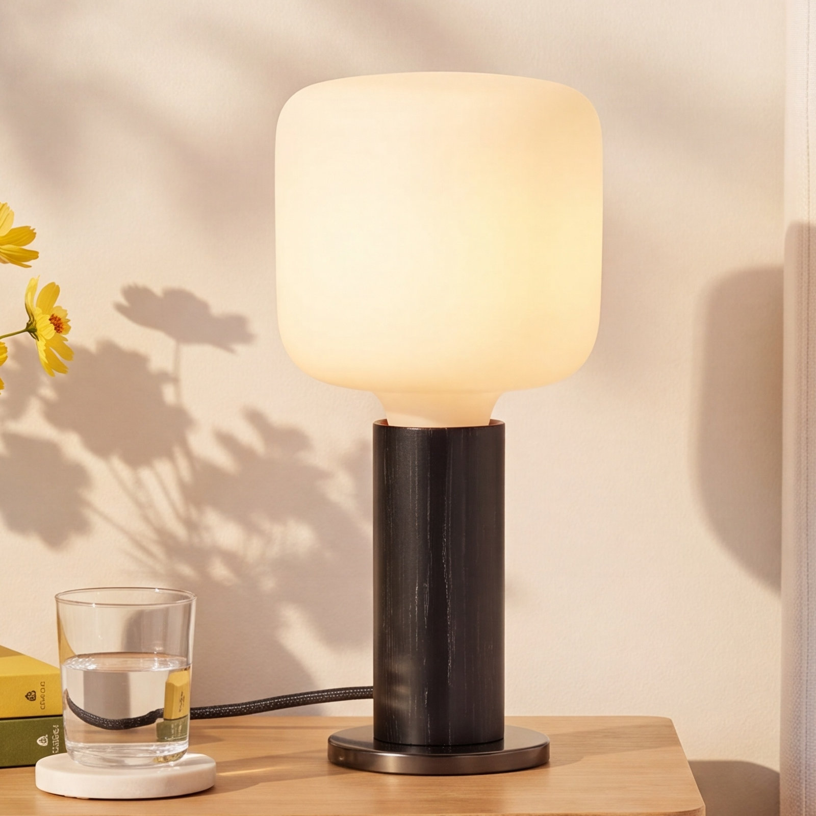Walnut Desk Lamp, Black
