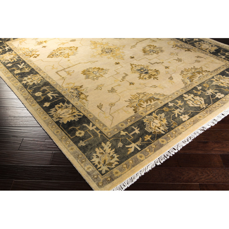 Visconti Wool Oriental Indoor Rug, Rectangle 9' x 13'