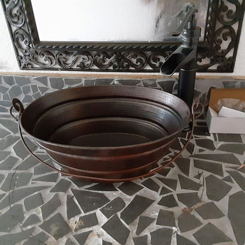 Lavabo de salle de bain ovale en cuivre 16 po, drain de marguerite inclus