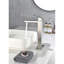Robinet de lavabo de salle de bain à poignée simple, robinet de meuble-lavabo de salle de bain avec tuyau d'alimentation en eau