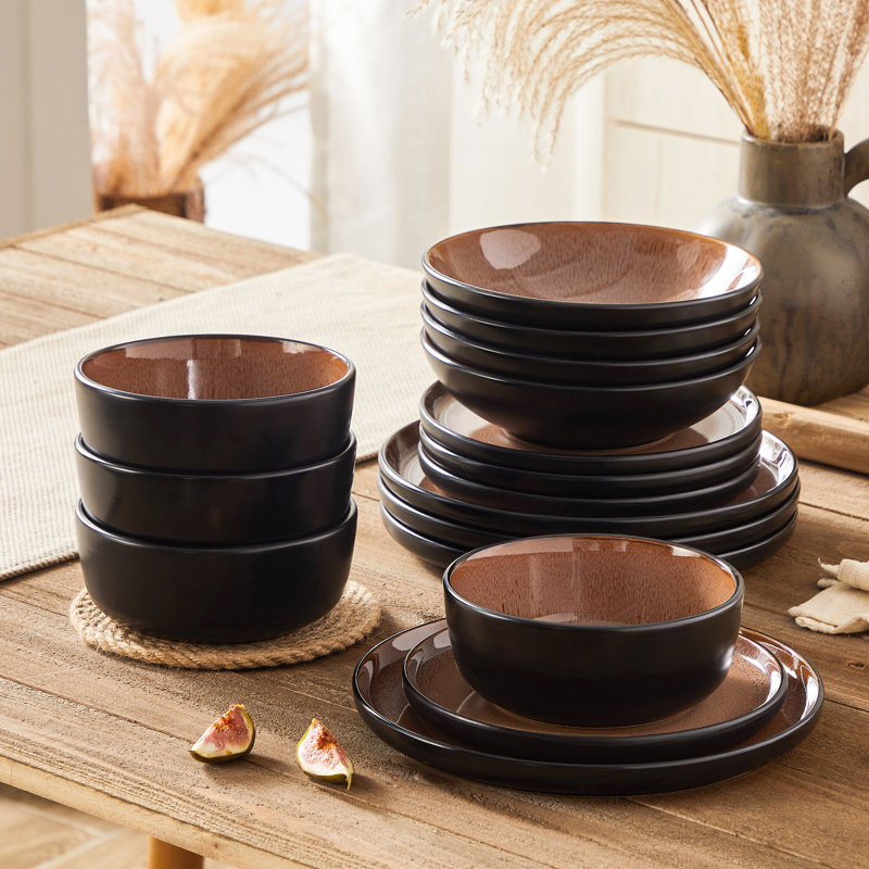 Ambrru Piece Stoneware Dinnerware Set - Service for 4, Red