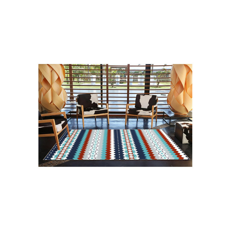 Tapis décoratif géométrique triangulaire bleu clair moderne, Tapis de couloir 3 pi 3 po x 6 pi 7 po inclus