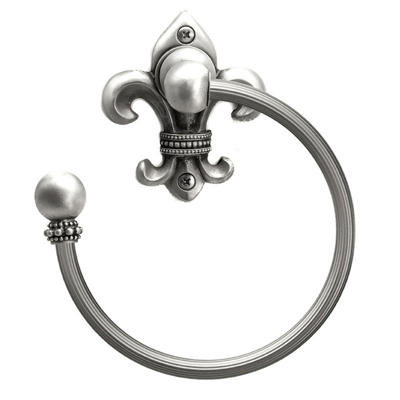 Charlemagne swing towel reeded ring leftin Gilded Mercury, Satin