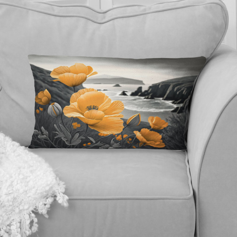 Coussin Yellow Flowers By The Coast III - imprimé plage côtière