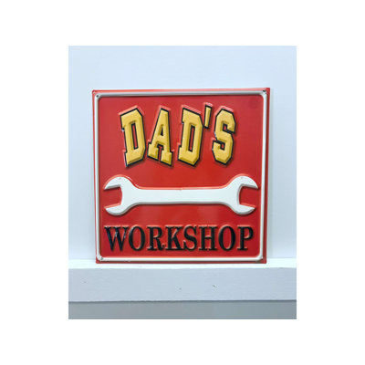 Traditional Wall Decor on Metal