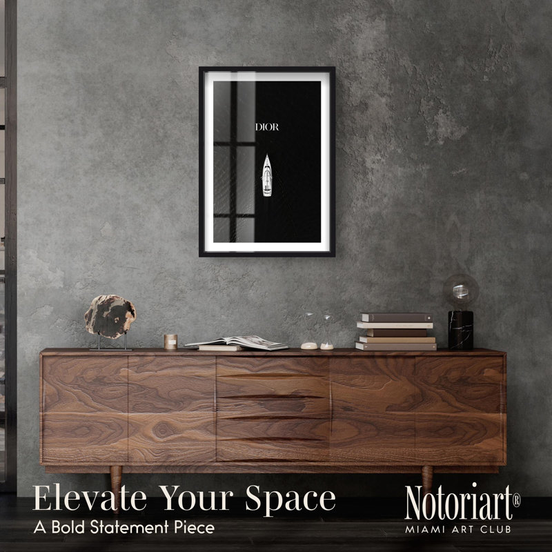 «Glam Dive Shadowbox Print» par Notoriart, H 31 po x l 21 po, Noir