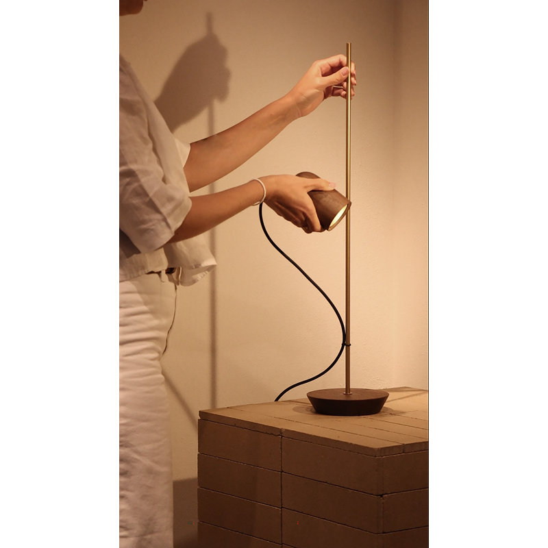 Onfa Table Lamp, Brass/Walnut, Walnut