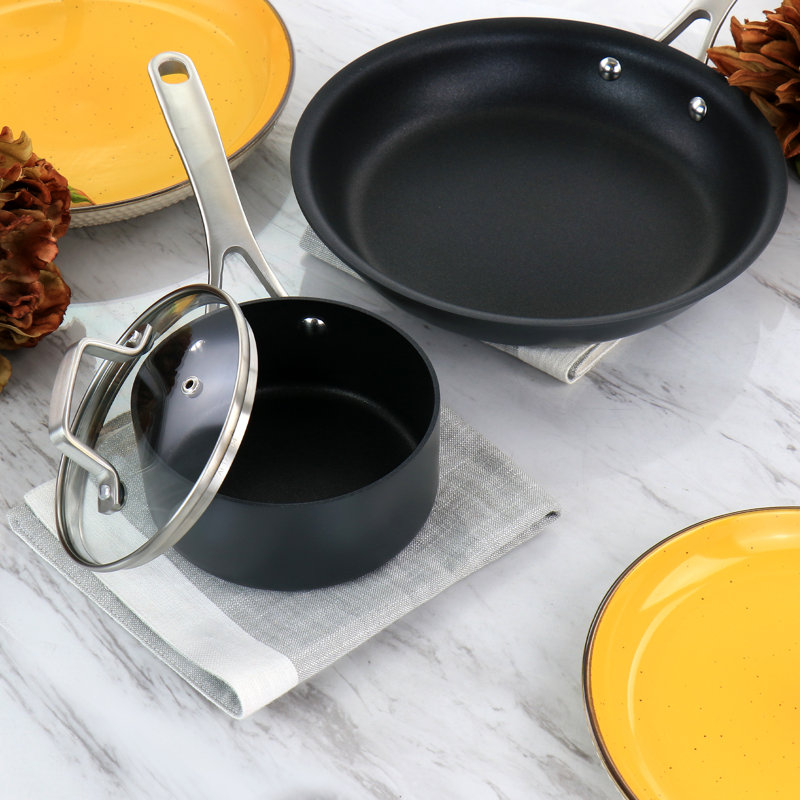 Batterie de cuisine antiadhésive en aluminium 10 pièces Martha Stewart, Noir mat