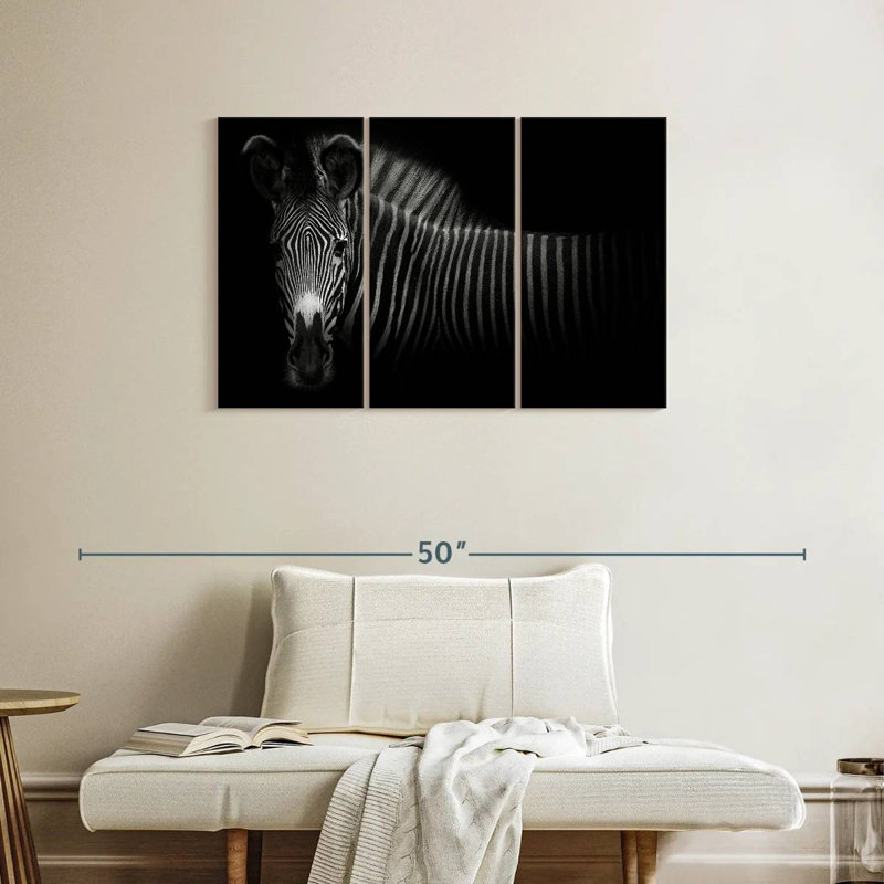 Brampt Vignette Zebra, 24" H x 38" W