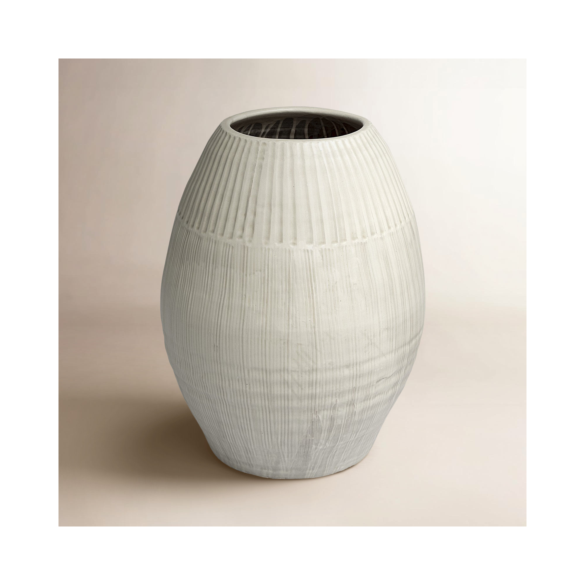 Sinead Jar, 21.26" H x 15.75" W x 15.75" D
