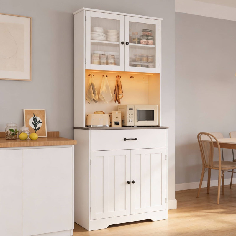 Armoire de cuisine Gizoon 70,9''H avec borne de recharge, Gris