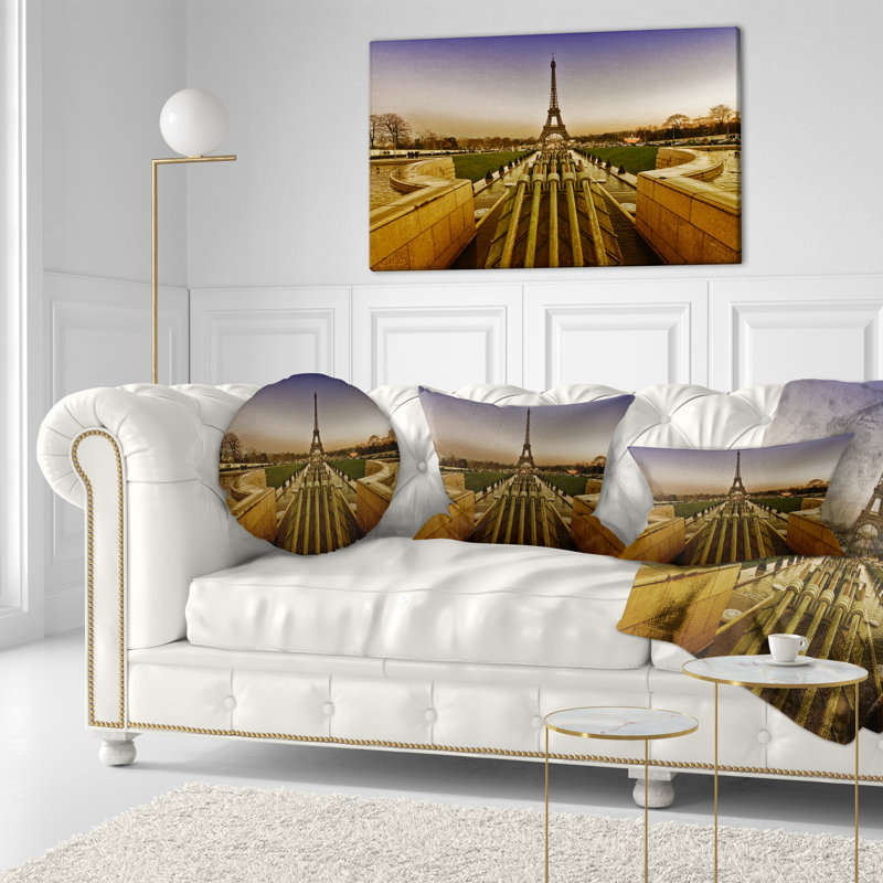 Coussin lombaire avec vue magnifique sur la Tour Eiffel à Paris