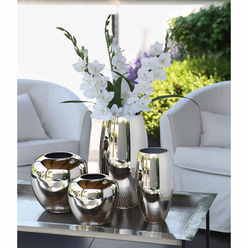 Losone Iron Smooth Silver Vase