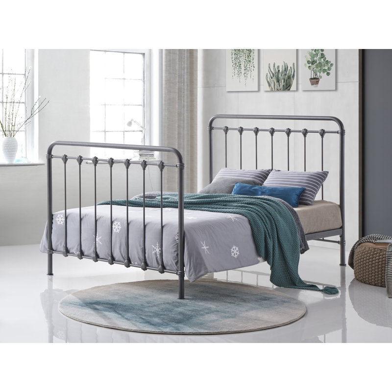 Annessia Metal Bed, Small Double (4')