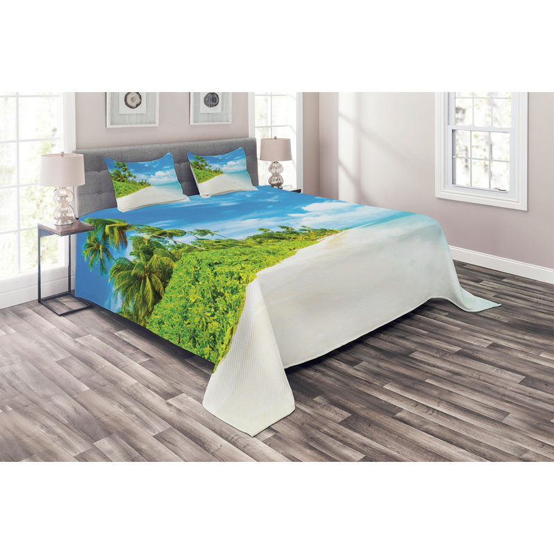 Hypnotic Coastal Coverlet, King Bedspread + 2 Shams