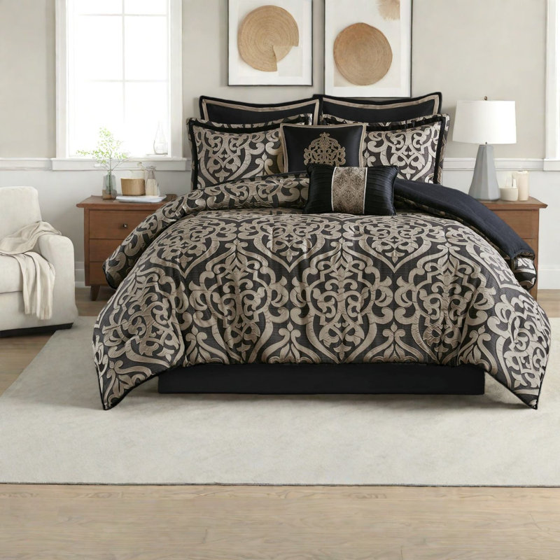 Elegant Jacquard Cal King Bedding Set, Polyester Comfort With Year-round Style