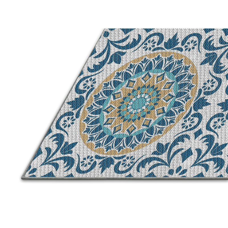 Easter Compton Damask Indoor Rug, Rectangle 7' x 10'