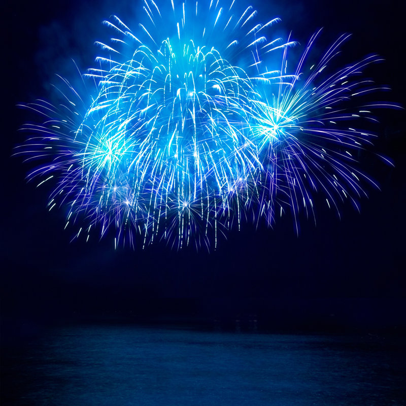 Feux d'artifice colorés - photographie sur toile tendue, H 30 po x l 30 po