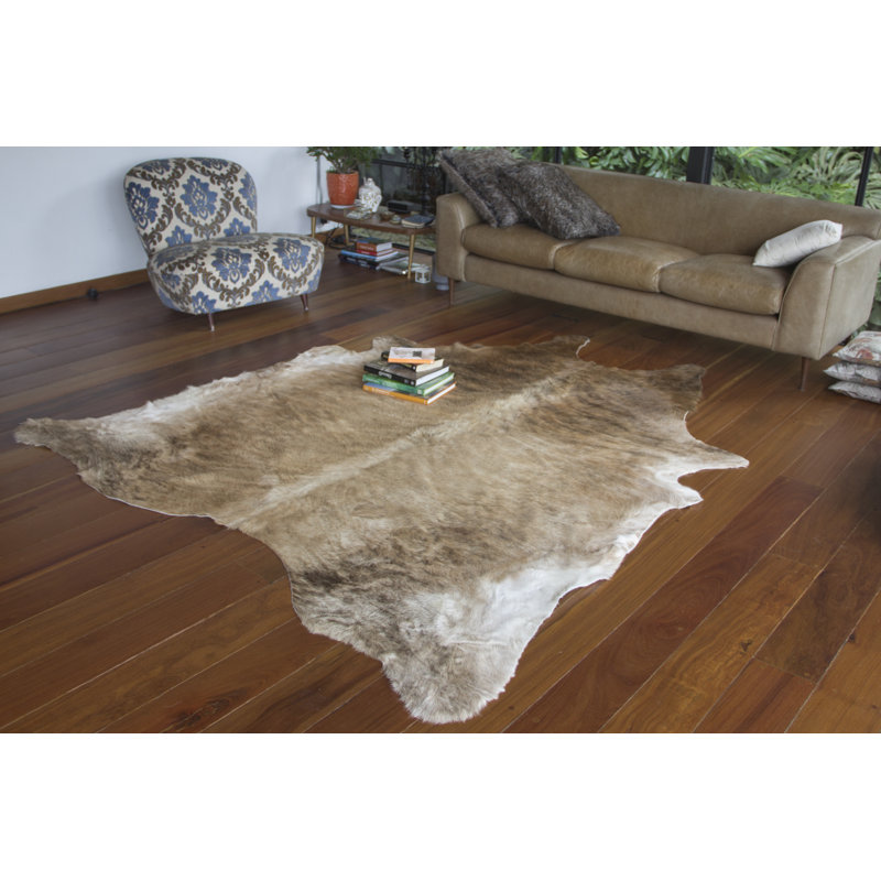 Tapis en cuir de vache clair Hageman
