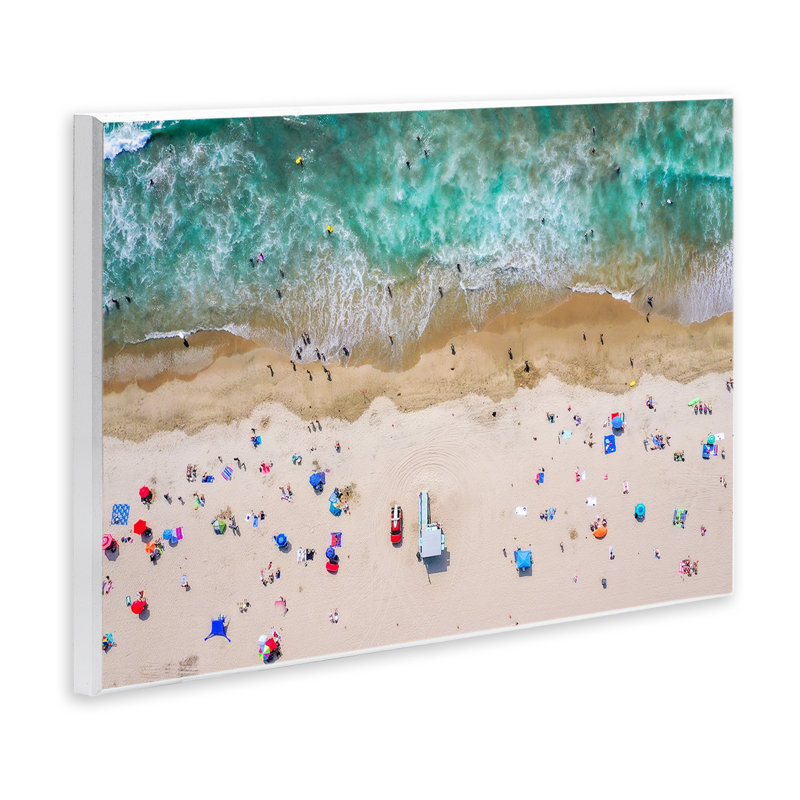 Vue aérienne des parasols de plage de Busy Summer, H 10 po x l 15 po x P 0,5 po