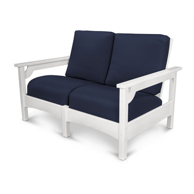 Club Loveseat