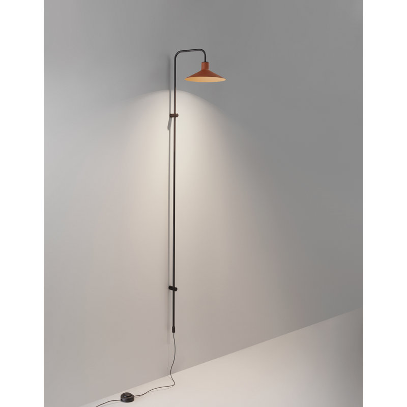 Platet 1 - Light LED Wallchiere, Olive Gray
