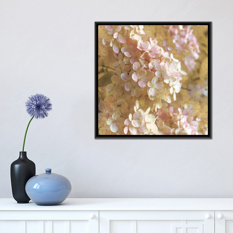 «Gilded Hydrangea I», impression sur toile tendue, H 12 po x l 12 po x P 1,5 po, Toile tendue, Pas de tapis