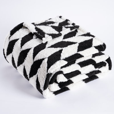 Geometric Flannel Fleece Throw Blanket