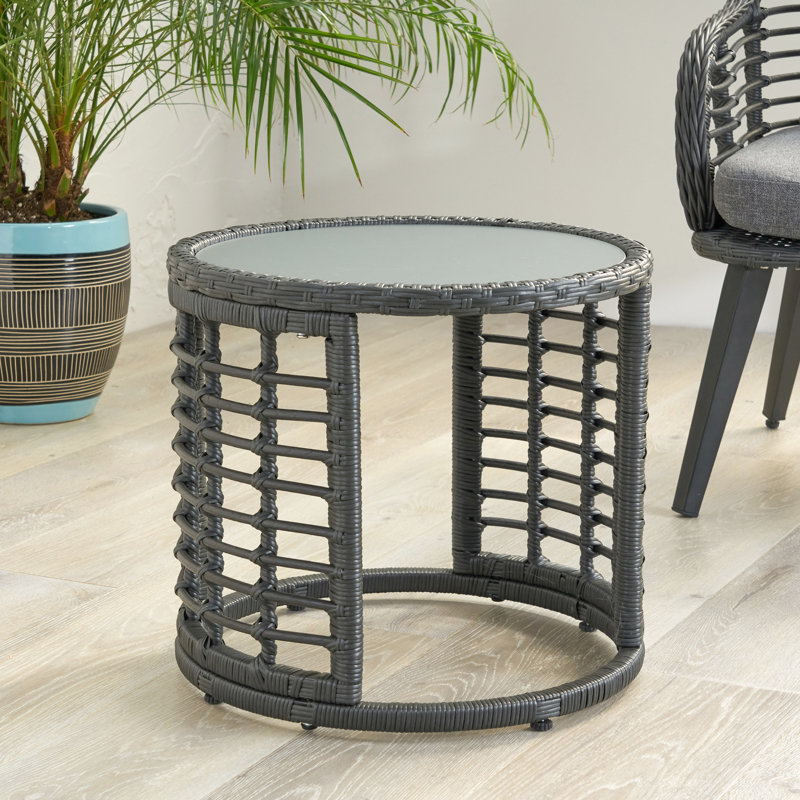 Table d'appoint grise, P 17,78 po x l 16,58 po, 12,06 lb, comptoir à boissons - texture, poids de 17,78 po x 16,58 po x 11,9 lb