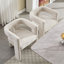 Ensemble de chaises et de chaises rembourrées en tissu de style contemporain, idéales pour le salon, la cuisine et divers espaces
