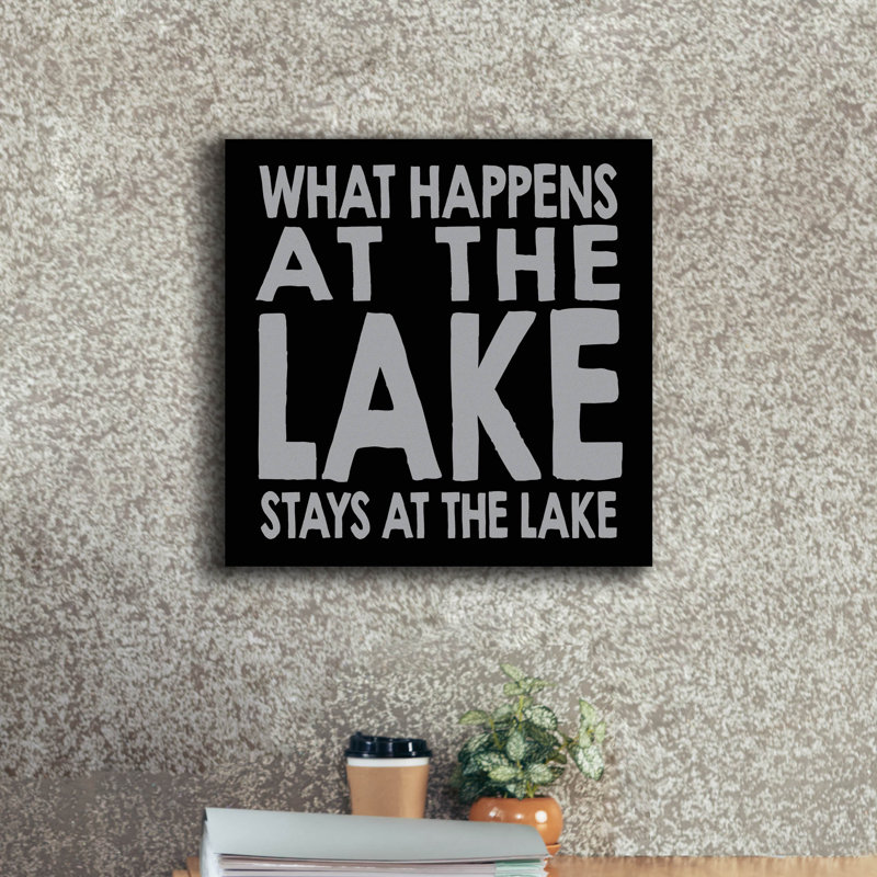 «Happens Lake» par Erin Clark, art mural sur toile, H 18 po x l 18 po x P 0,75 po