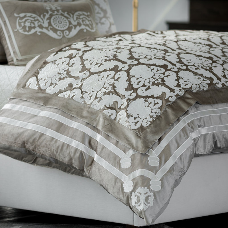 Versailles Throw Blanket, Champagne/Ivory