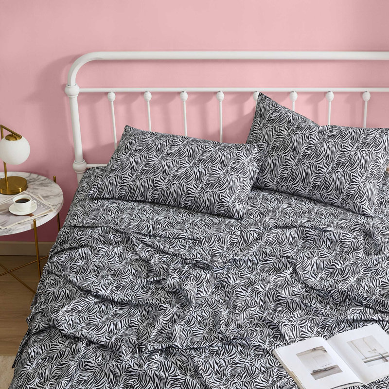Betsey Johnson Printed Novelty Sheet Sets, Wild Zebra Black, Twin Sheet Set with 1 Standard Pillowcase
