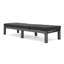 Chaise longue d'extérieur avec coussin imperméable, rotin PE noir et structure en fer